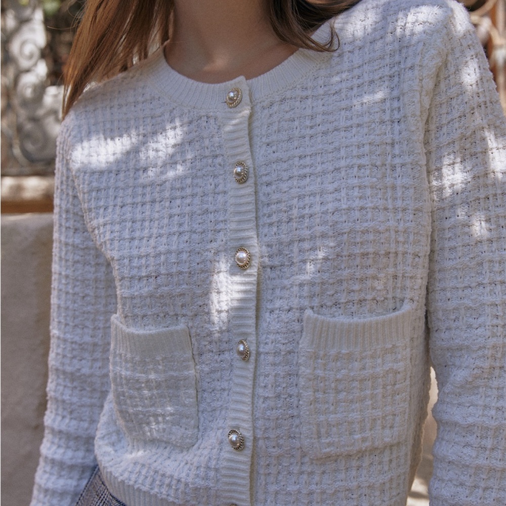 Chic White Textured Cardigan with Faux Pearl Buttons size XL